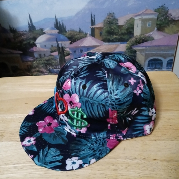 🧢⛵PEACE.LOVE.$$$ CAP⚾⚽🏈🏀🎮 - Picture 11 of 16